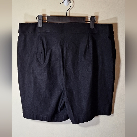 NWT Rafaella Stretch Shorts - Picture 4 of 6